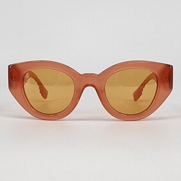 Burberry Meadow Orange Phantos Women's Sunglasses Women’s Size: 47x25x140 - Picture 2 of 13